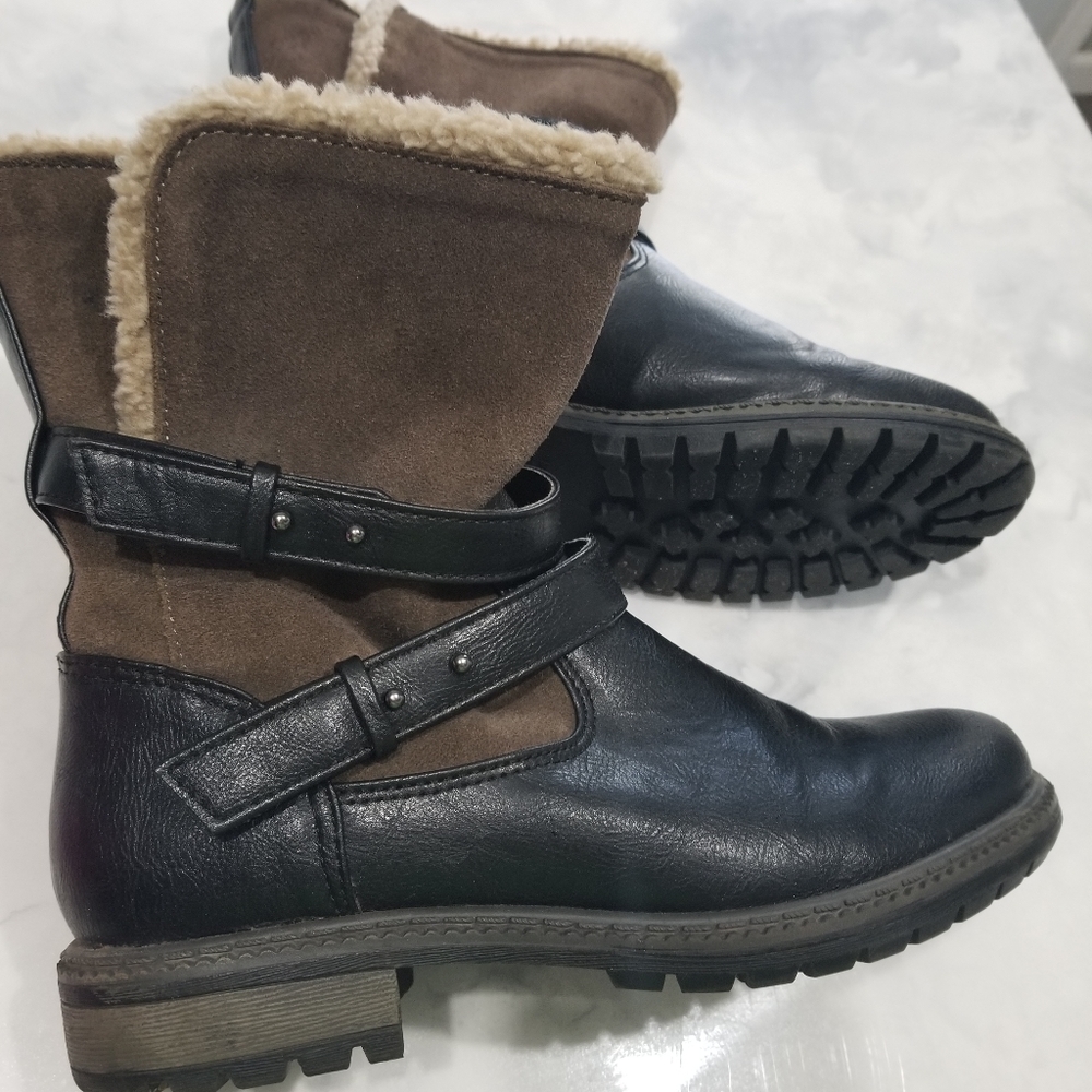 American Eagle Boots